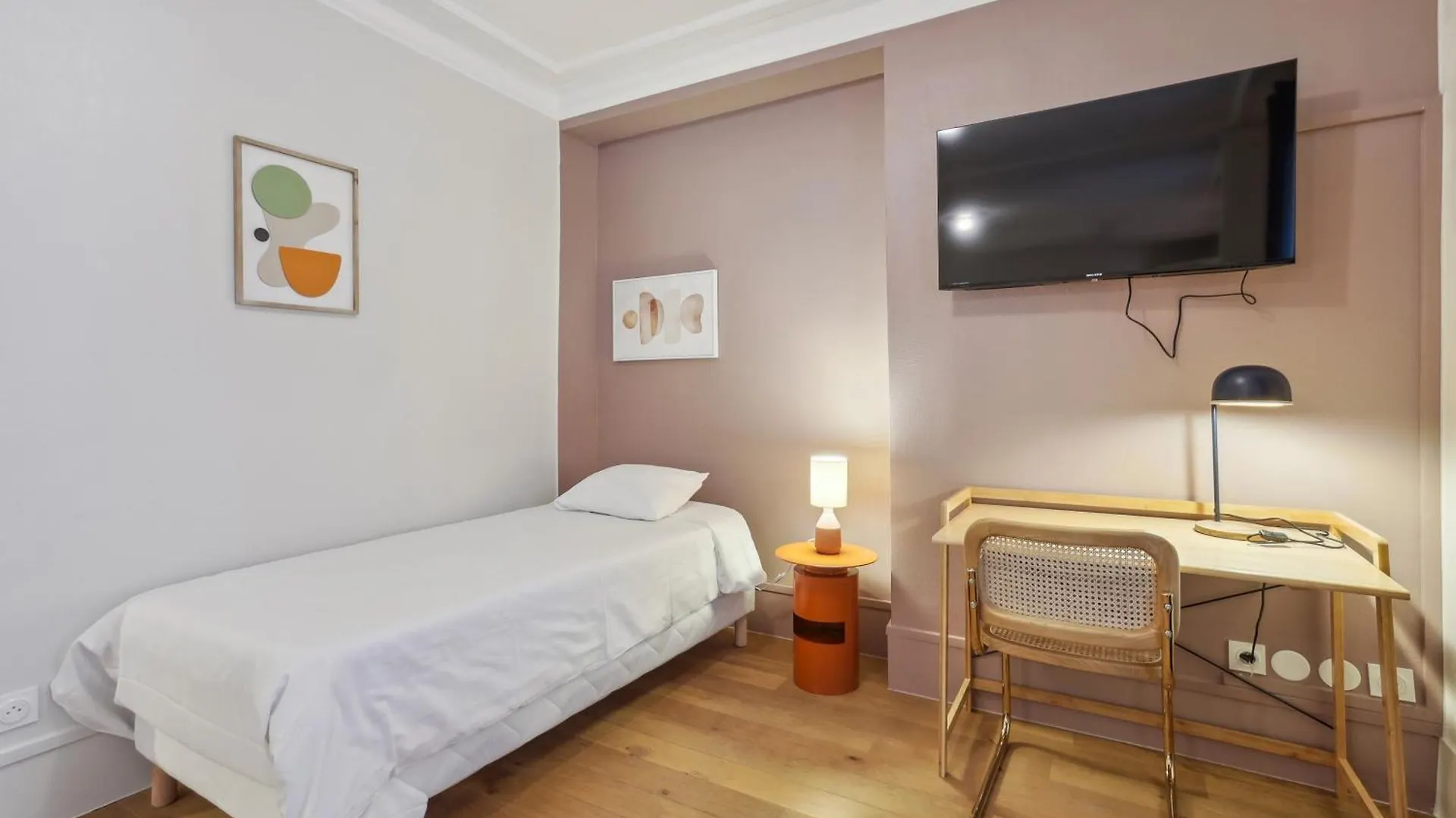 Hotel Juliette 2*, Paris France